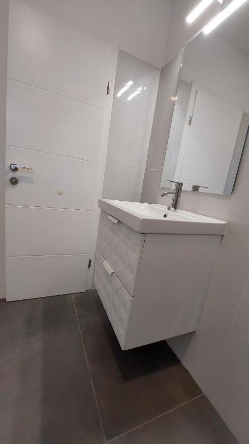 Aurora Apartment, ซาดาร์ ภายนอก รูปภาพ